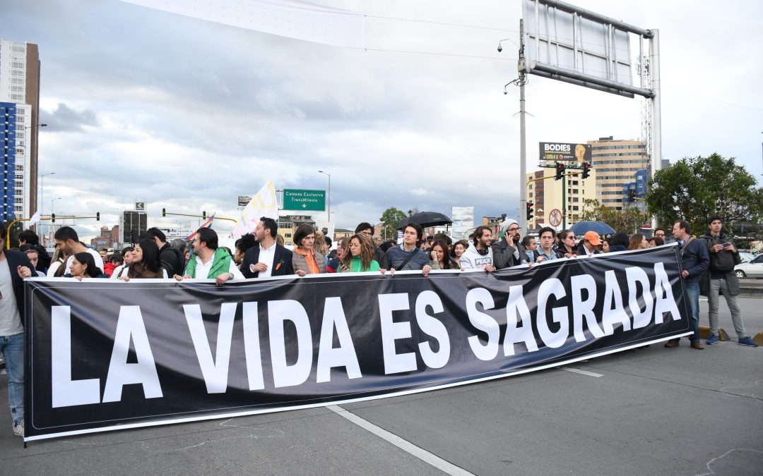 Corte Constitucional le da vida al Derecho a Defender Derechos